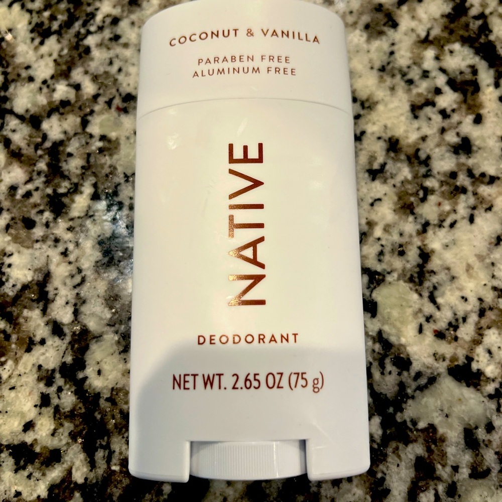 COPY - Native Deodorant Contains Naturally Derived Ingredients Deodorant 4 Wome…